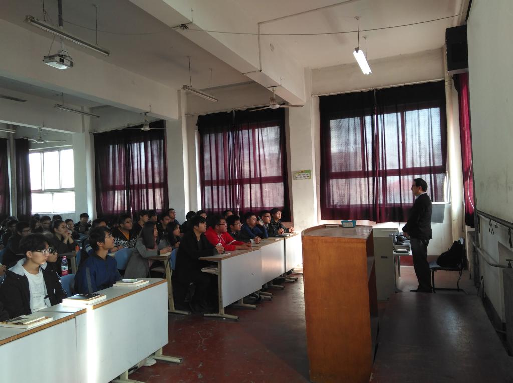 木村老师开展讲座